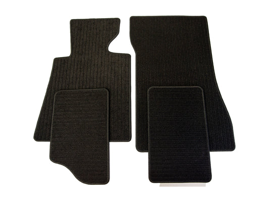 Mercedes-Benz W123 Overmats Black